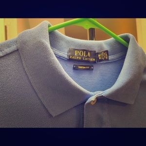 Light blue polo collar shirt